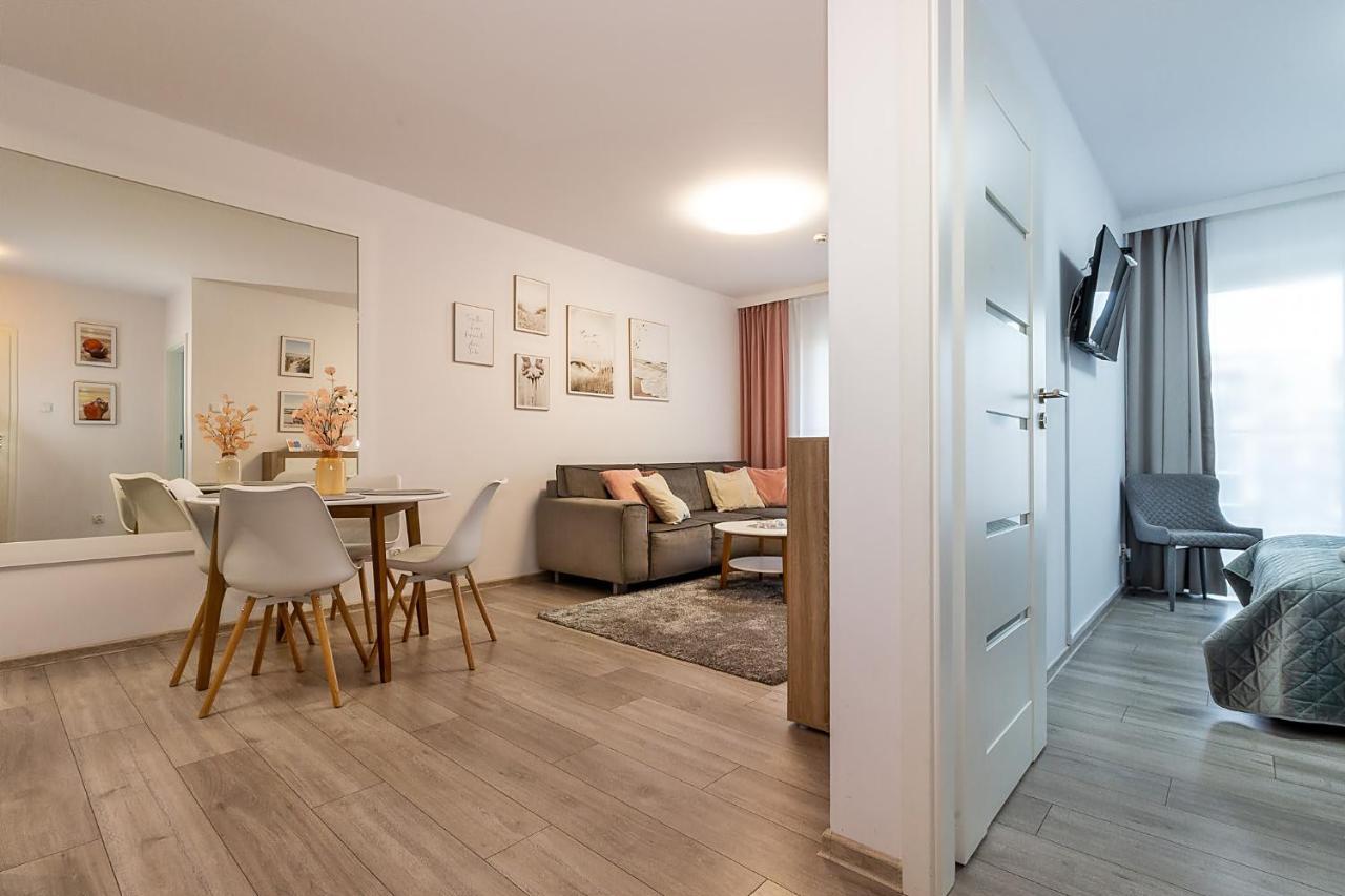 Omi Apartments Kołobrzeg Exteriör bild
